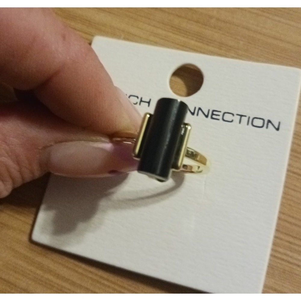 NEW French Connection Simple Gold Black Bar Minimalist Ring, Adjustable - Picture 2 of 5